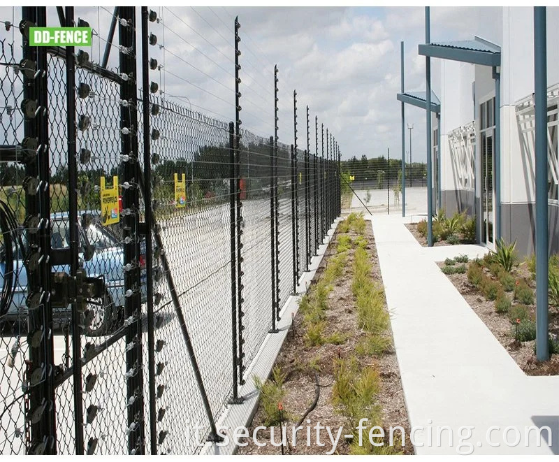 Sistema di allarme di scherma elettrica ad alta tensione, supporto 4, 6, 8, 10, 12 linee per la centrale elettrica della prigione per la prigione da giardino centrale ferroviaria